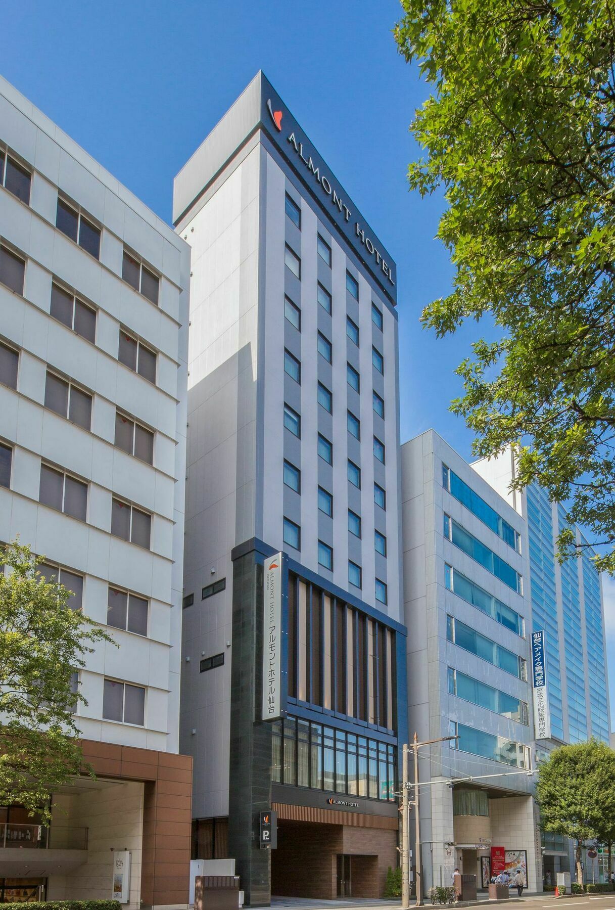 Almont Hotel Szendai Kültér fotó